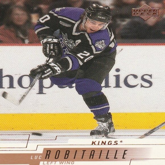Luc Robitaille Hockey Card Collection - Picture 4 of 10